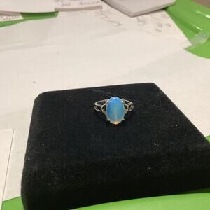 1754 Womens Sterling Silver Ring Oval Cut Opal Size 8 1/2
